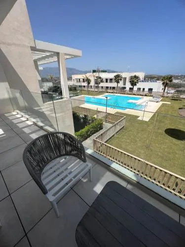 Casa Banderas spa piscines padel sport barbecue cascades et vue mer