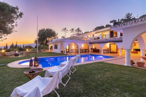 LYX HOMES Villa in Mijas with private heated pool