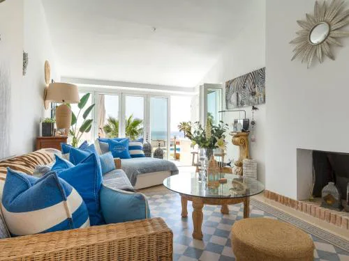 Pass the Keys Beautiful beachside retreat Mijas Costa