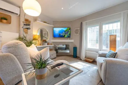 Pass the Keys Stylish Tranquil Studio Villa in Calahonda