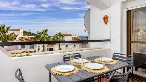 Riviera apt with pool by Costarentals - Ref 82