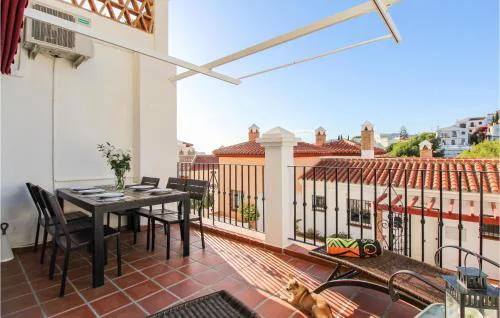 3 Bedroom Stunning Apartment In Nerja