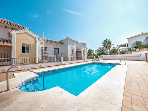 Apartment with pool near Burriana beach, Nerja
