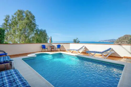 Charming house with sea view, Nerja and private pool