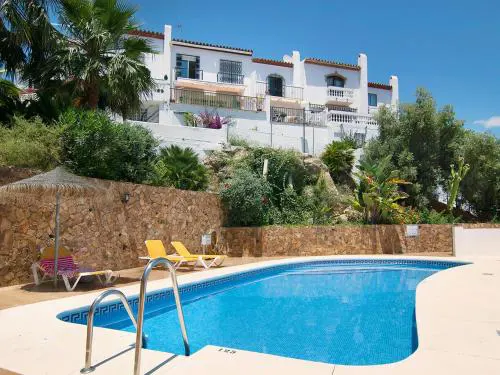 Holiday Home Amanda by Interhome