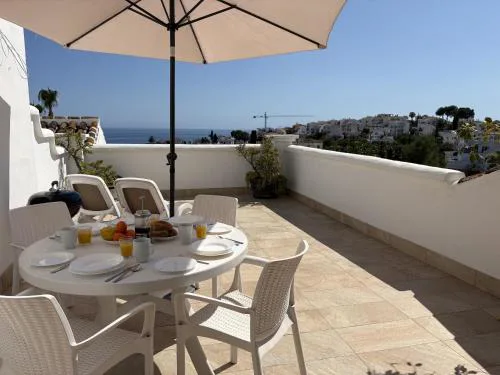 Tetuan 17 Oasis Properties