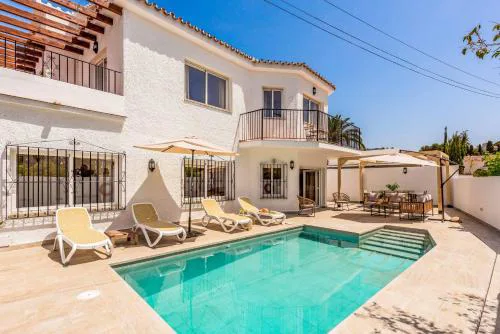 Villa El Algarrobo