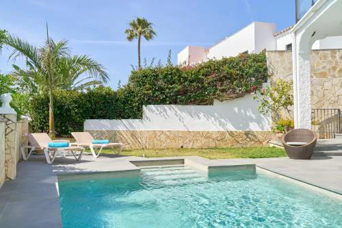 Wonderful Villa Burriana Beach