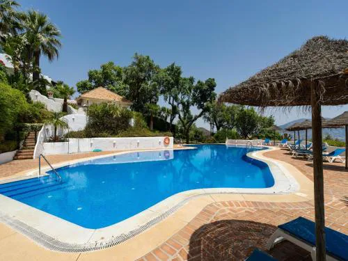 Ojén Retreat with Pool