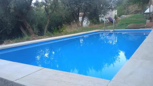 Casa grande con campo barbacoa y piscina privada