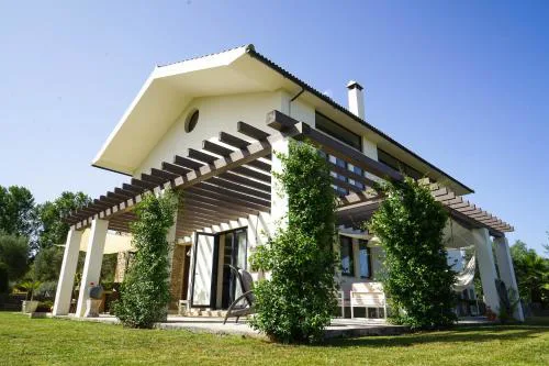 El Toro Blanco Luxury Villa in Andalucia
