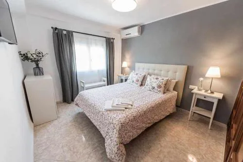 III Apartamentos Morales & Arnal Acogedor y a 450m