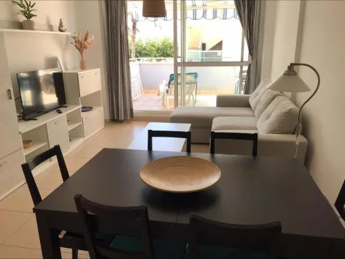 2 bedroom apartment in the Oasis complex
