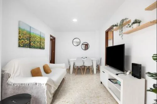 Girasoles Rota by Staycare