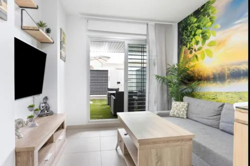 Paraíso Candor free parking by Staycare