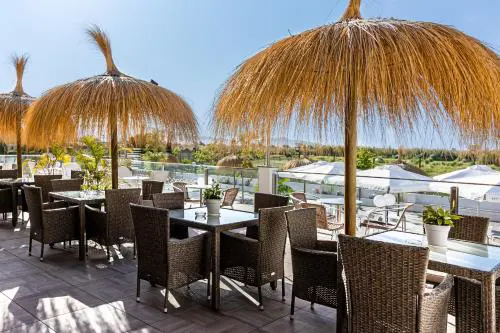 Apartamentos Avenida Tropical by Bossh! Apartments