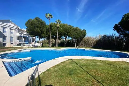 Apartamento Jara, playa, piscina, AC, Wi-Fi