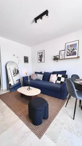 Beautiful Apartment 50 m from the beach in casares costa