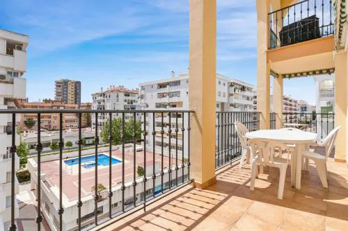 Apt ideal location by Costarentals - Ref 138