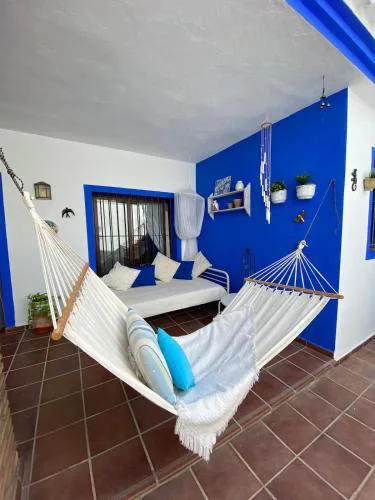 La Casita Azul