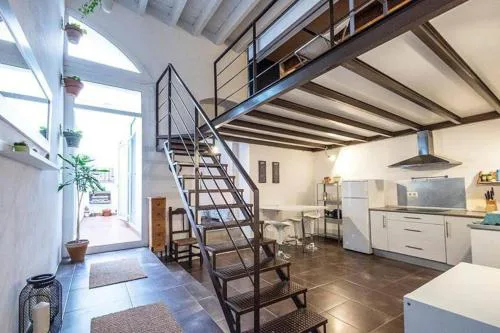 2 Rooms for 4, piso compartido