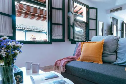 Apartamento con encanto en patio sevillano (202)