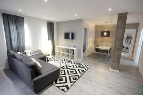 Brand new charming apartment next to the river