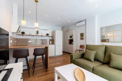 Estudio Triana Procurador Lux by TheGoodTourist
