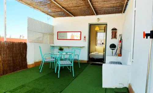 HomeySeville-Duplex con Terraza Santa Cruz 5 pax, Parking Optional