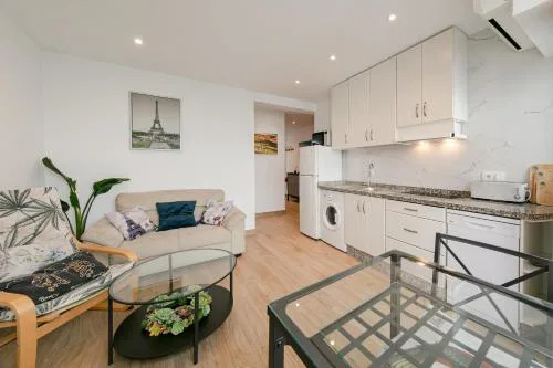Modern & Stylish Apartment - Old Town
