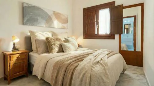 NEW! Romantic Nest 5 min to Cathedral