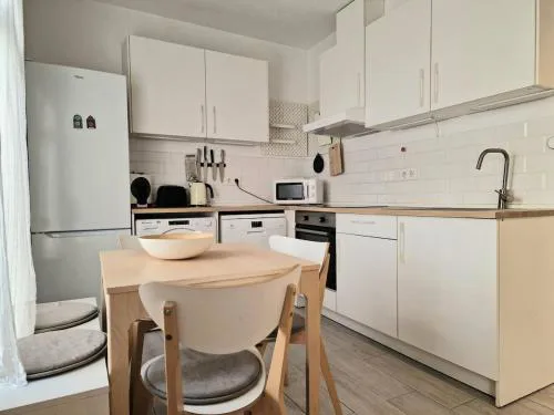 Nice 2-bedroom apartment in downtown Seville Dionisio