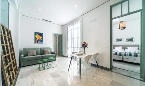 REY DE SEVILLA FLATS - Arenal