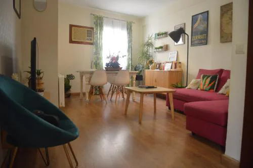 Romantic apartment with free parking