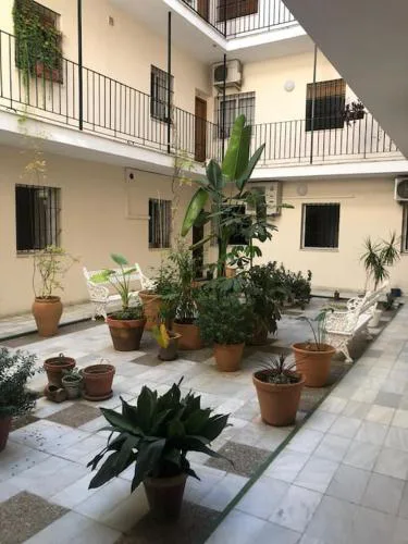Sevilla San Bernardo apartamento