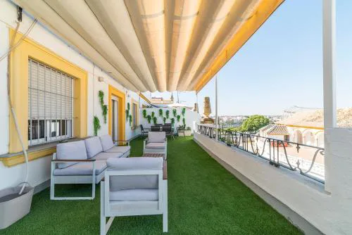 Trendy Penthouse by the Bullring