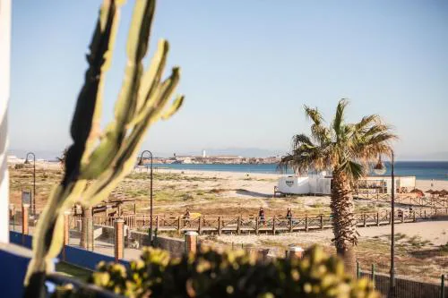 Tarifa Cozy House - Beach Front, Pool, Parking