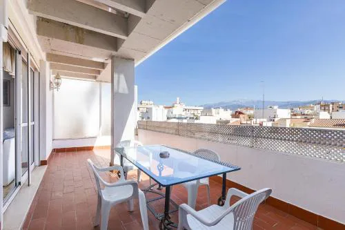 A&N Spacious Terrace Family Apartment Downtown
