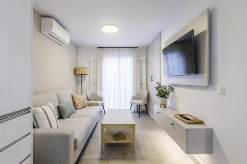A&N Torre del Mar Holiday Apartment Near Beach