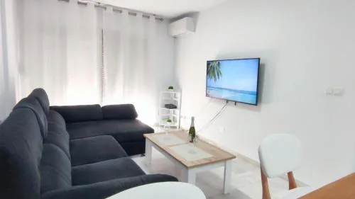FANTÁSTICO APARTAMENTO TOTALMENTE RENOVADO