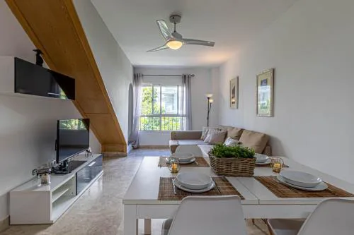 797 Holiday Rentals- Duplex para 7 en la carihuela a 1 min de la playa