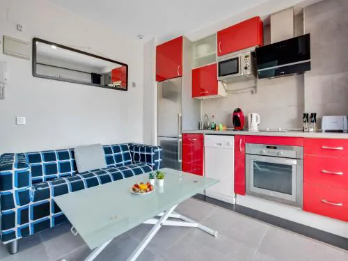 Apartment in Torremolinos near Beaches
