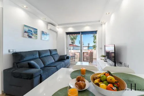 Beach Stay with Terrace & Sea View REF050