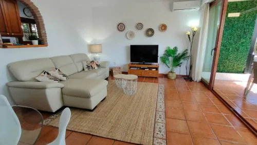 M&H Torremolinos