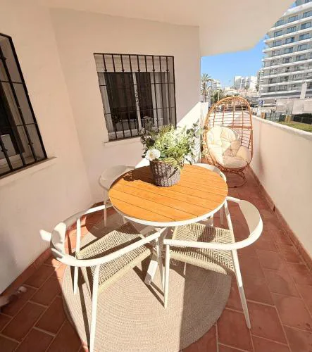 Nuevo Torremolinos Close to Beach Sinese Design Homes