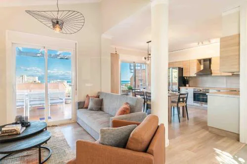 Premium villa with private pool & garden by REMS