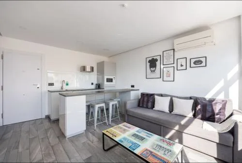 The Black&White Apartment
