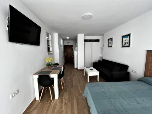 VER7 - ESTUDIO, Wifi, Fire Stick Amazon, Terraza, Vistas al mar, Piscina