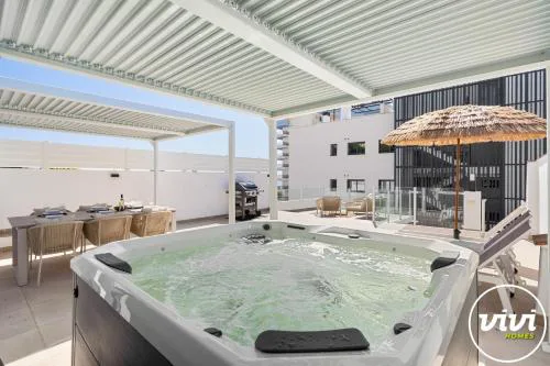 ViVi Homes - Montesol - Terrace - jacuzzi - sea view