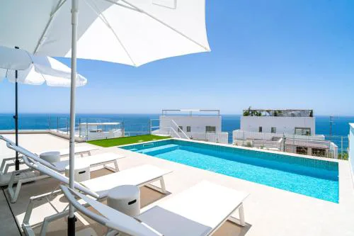 Bayview Hills Premium Pool Suite